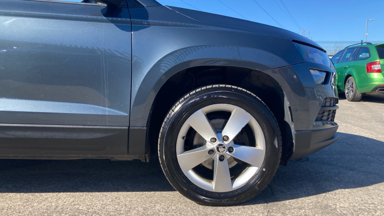 Skoda Karoq 1.0 TSI SE 5dr Petrol Estate